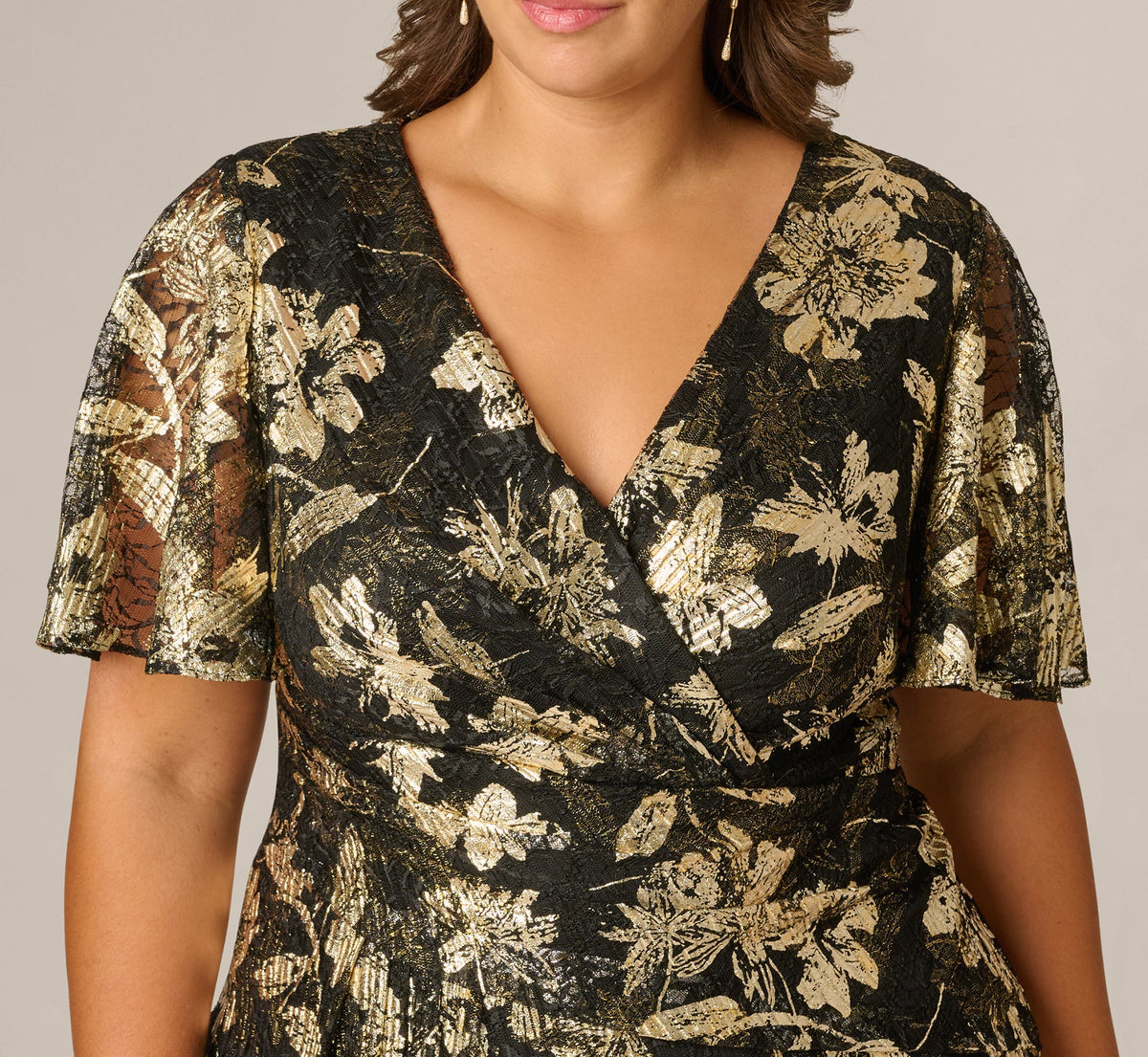 Plus Size Short Sleeve Metallic Floral Stretch Lace Draped Gown - Black Gold | Adrianna Papell