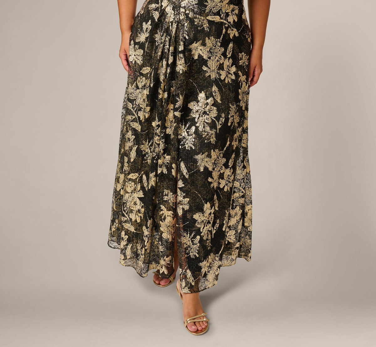 Plus Size Short Sleeve Metallic Floral Stretch Lace Draped Gown - Black Gold | Adrianna Papell