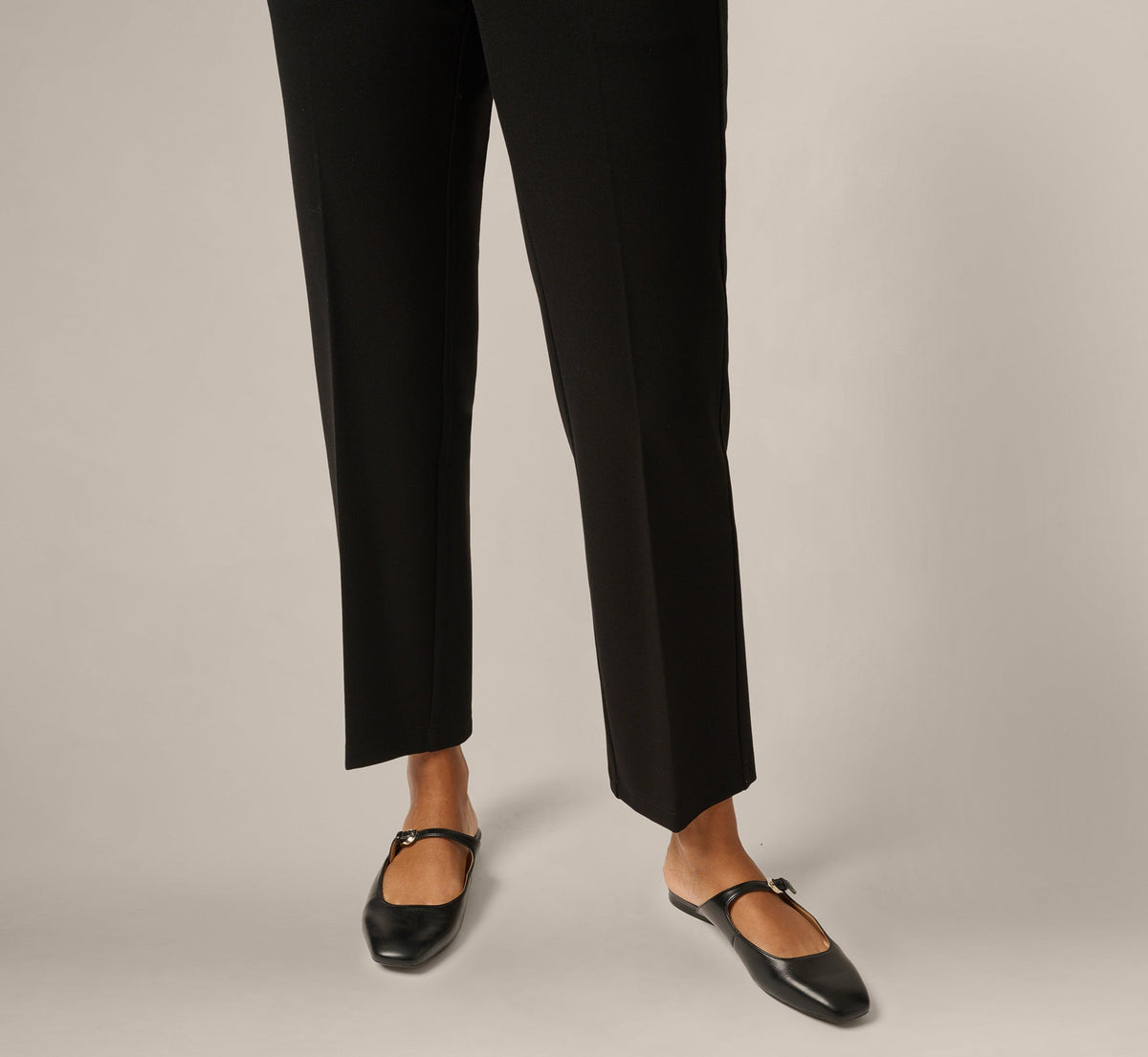 Straight Leg Stretch Ponte Pant - Black | Adrianna Papell
