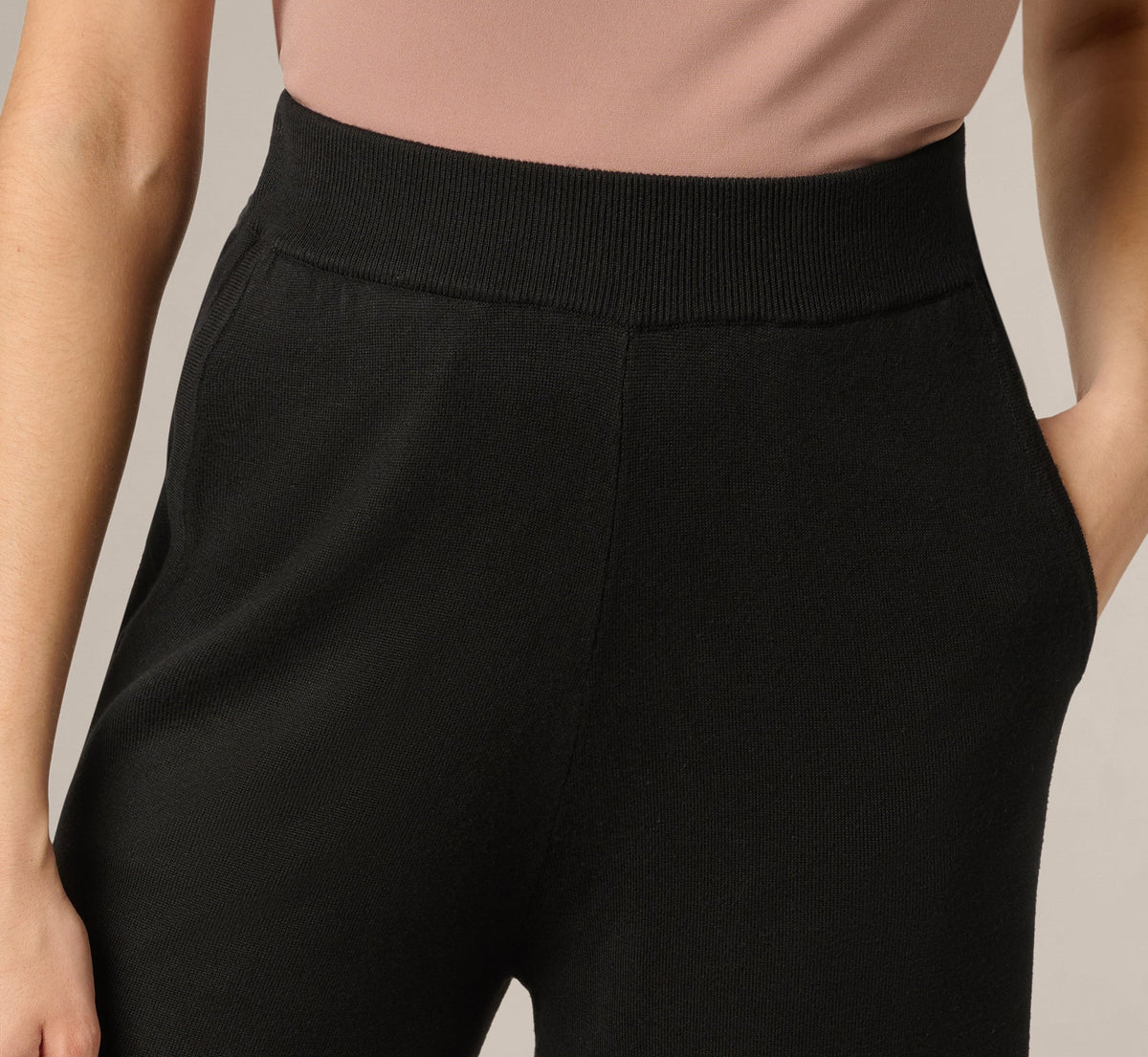 Cable Trim Sweater Knit Pant - Black Cream | Adrianna Papell
