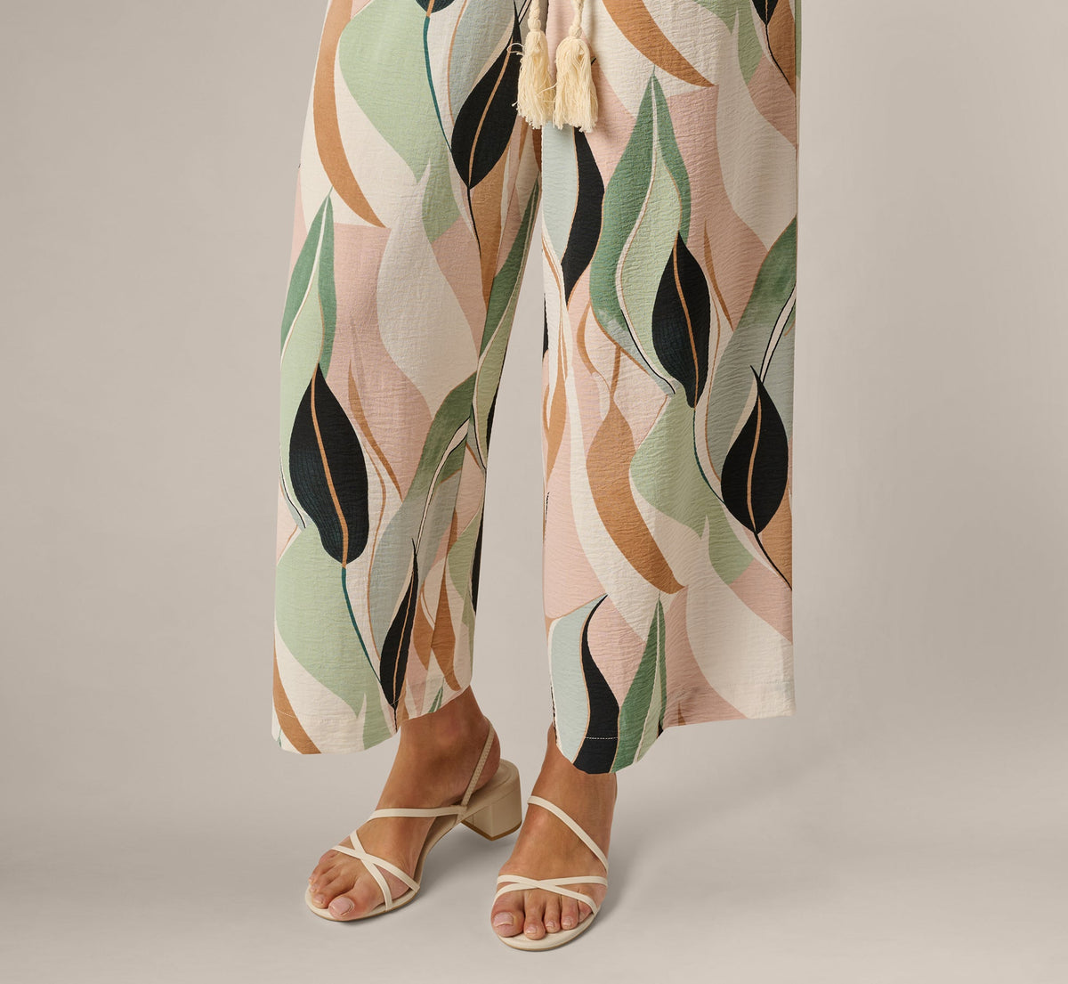 Rope Belt Floral Printed Wide Leg Pant - Seafoam Flowing Leaf | Adrianna Papell